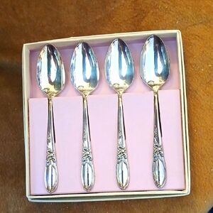 Elegant Community " WHITE ORCHID" Silver Teaspoon Set